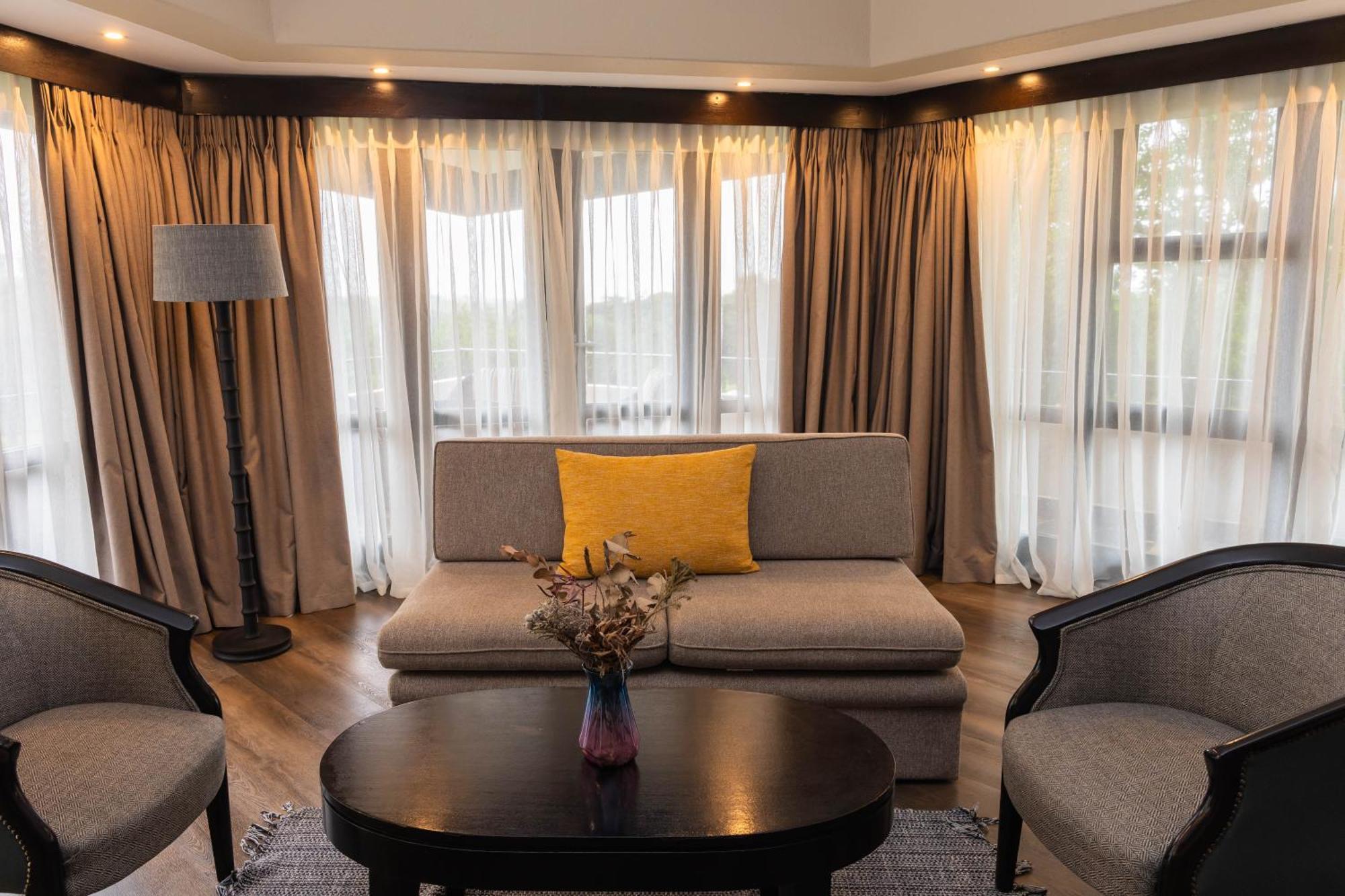 Premier Hotel The Winkler White River Esterno foto